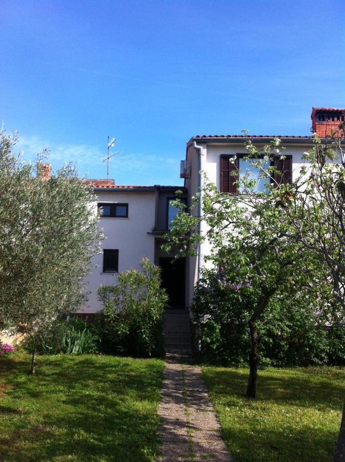 Villa Domus Maria With Swimming Pool And Free Parking Banjole Exterior foto